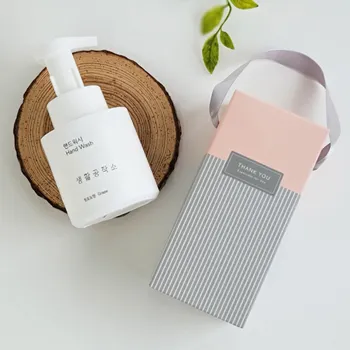 5_생활공작소_핸드워시_손세정제_용기_250ml_개당_3990원__핑크_끈박스_완포장_돌잔치_결혼식_칠순_조문_개업_퇴사_유치원_돌답례품